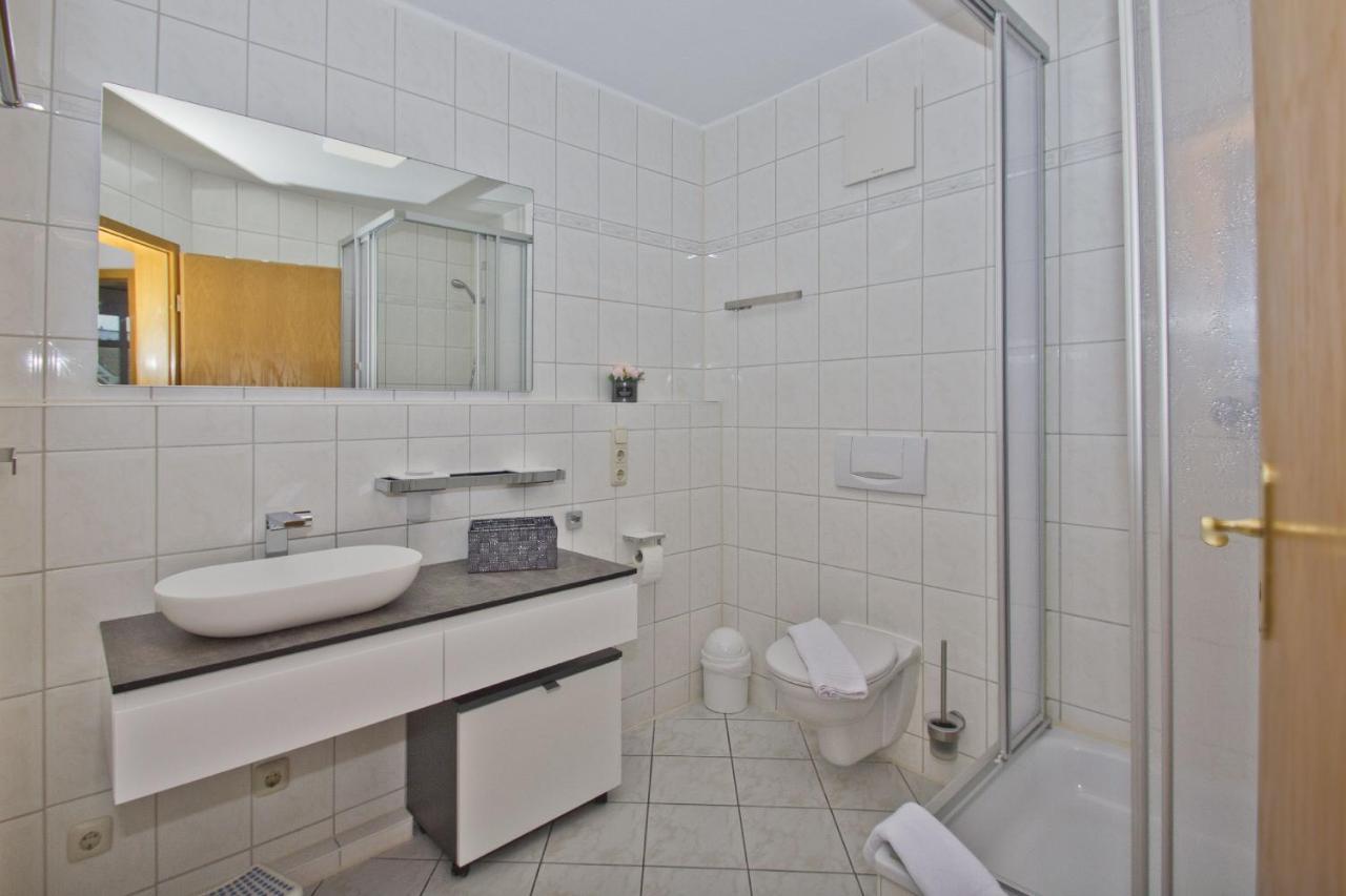 Ferienwohnung Mit Balkon, Gratis Nutzung Vom Ahoi Erlebnisbad Und Sauna In Sellin - Haus Strandeck Fewo 07 Goehren  Exteriér fotografie